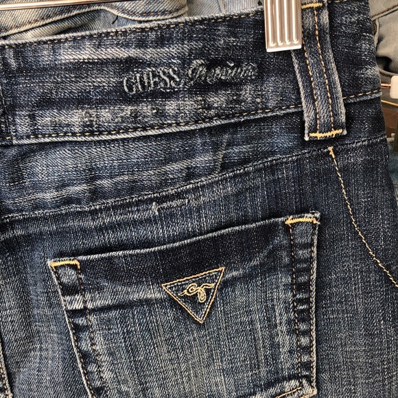 Y2K Guess Mini Skirt - Picture 6 of 6